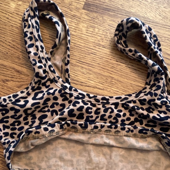 ARQ Leopard Set - Picture 5 of 5